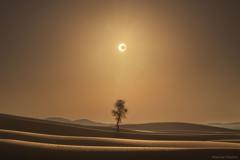 DesertEclipse_Daviron_960.jpg
