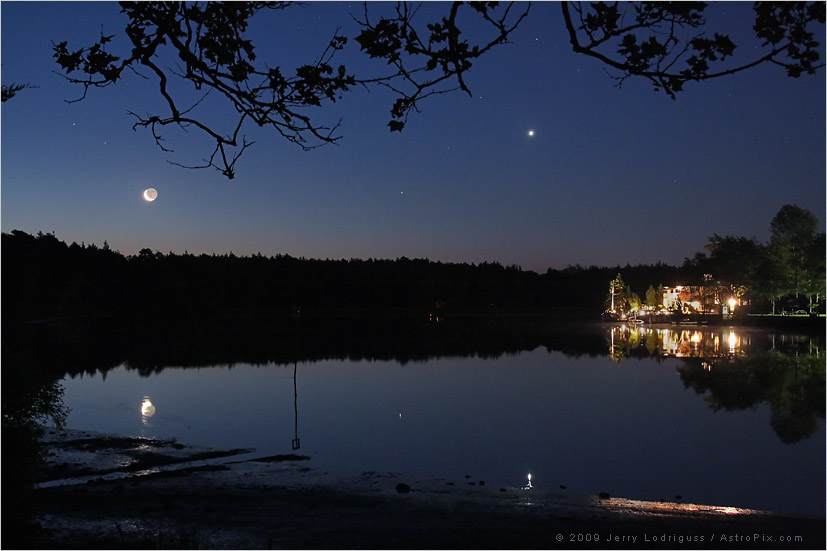 MoonMullica_lodriguss.jpg