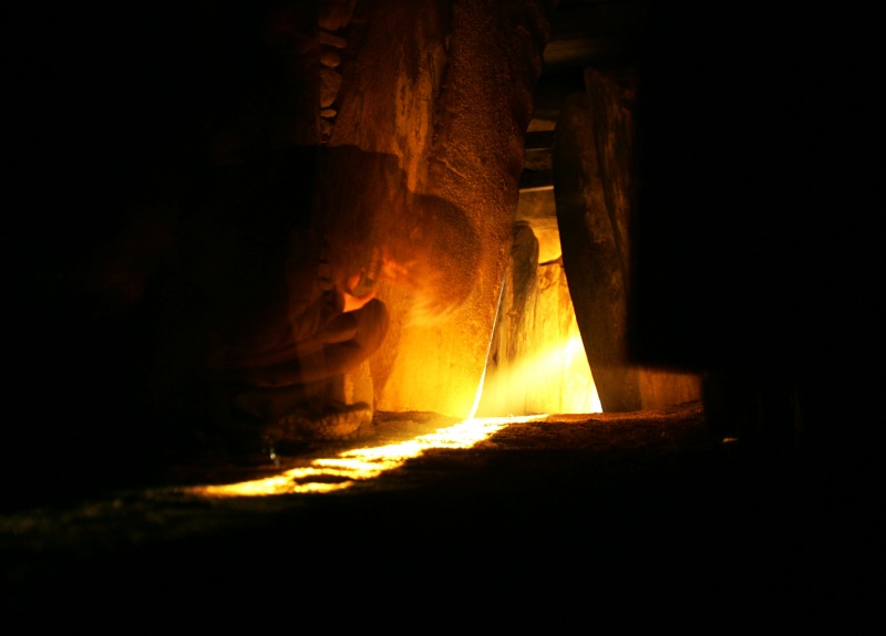 NEWGRANGE_ITIMES_800.jpg
