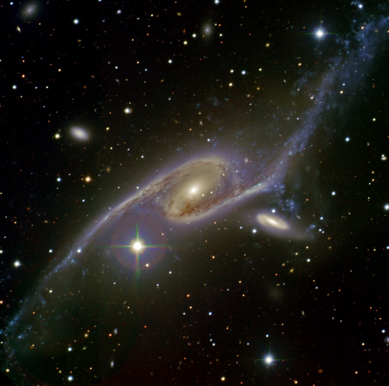 NGC6872_gemini_c800.jpg