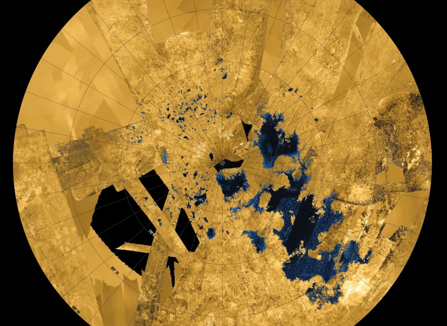 PIA17655_TitanLakesCassini900c.jpg