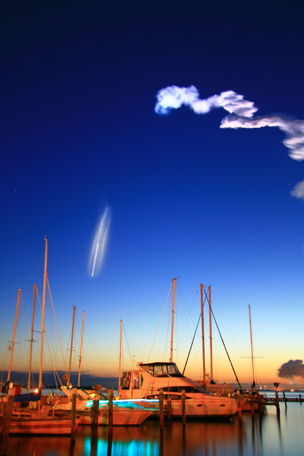 STS131_nguyen900.jpg
