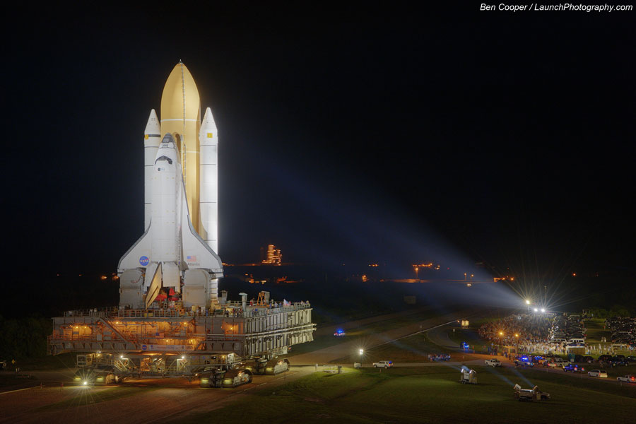 atlantisrollout_sts135_900.jpg