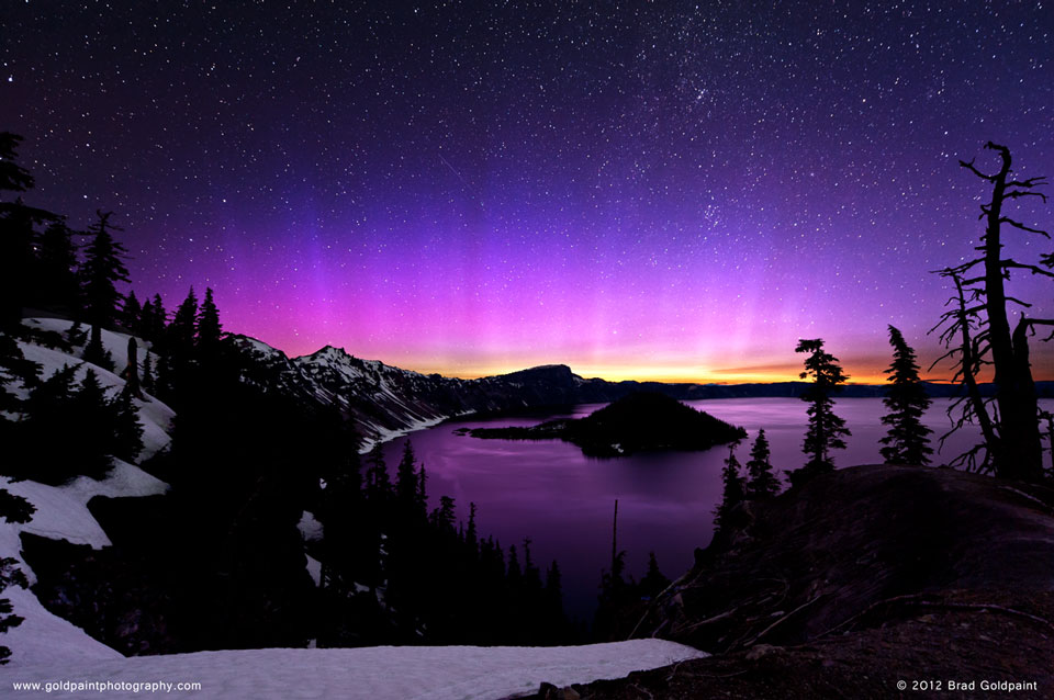 aurora_goldpaint_960.jpg