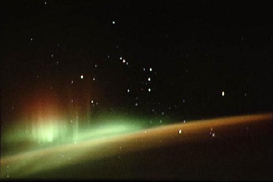 aurora_orion_sts59.jpg