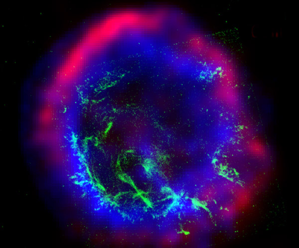 e0102multi_chandra.jpg