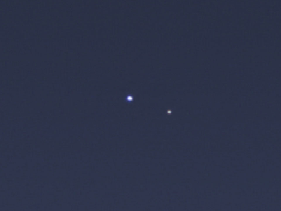 earthmoon2_cassini_960.jpg