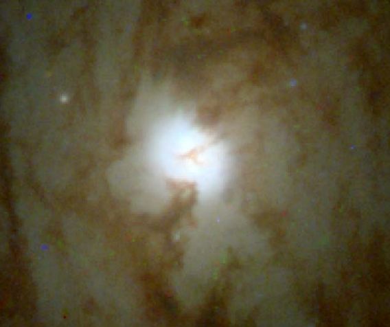 m51nuc_hst.jpg