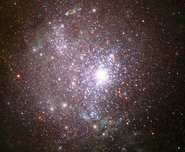 ngc1705_hst_c1.jpg