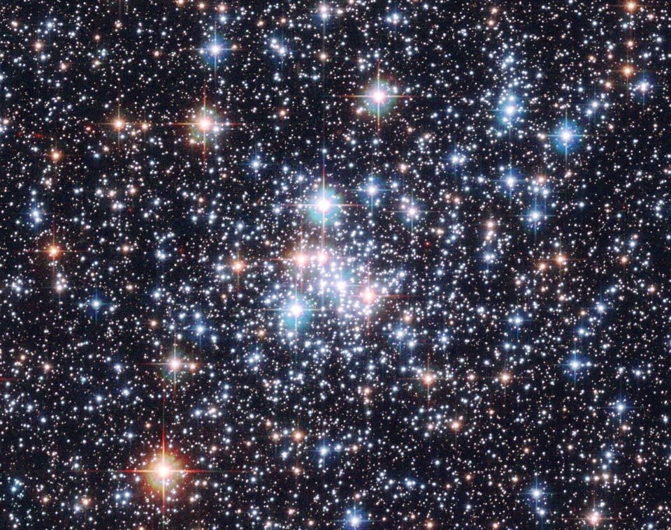ngc290_hubble_960.jpg