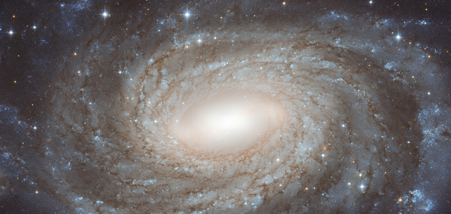 ngc6384_hst_900.jpg