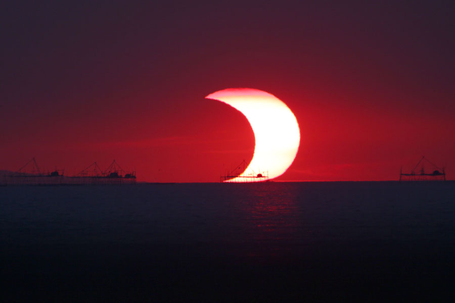 partialeclipse_lee.jpg