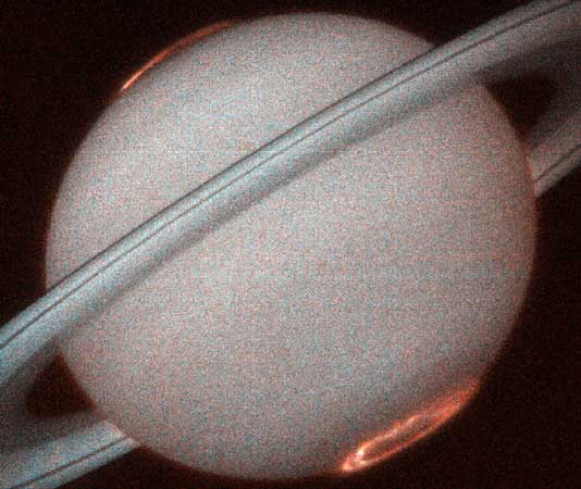 saturnaurora_hst.jpg