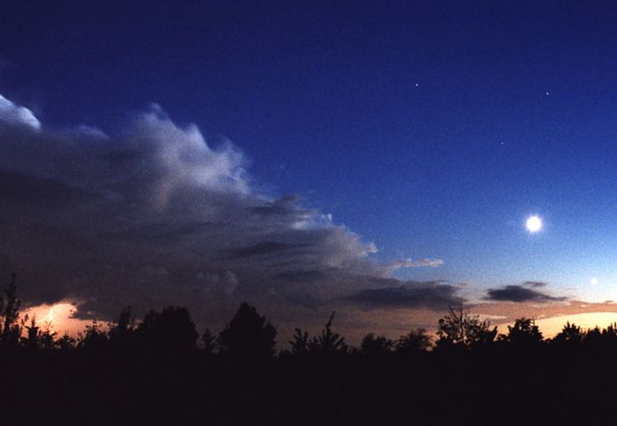 skies_cantin.jpg