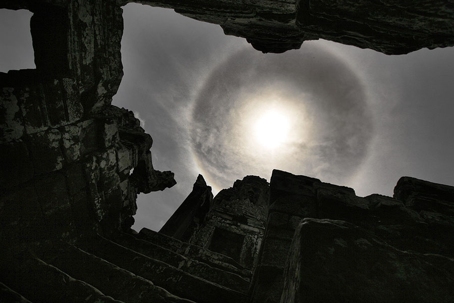sunhalo_attila.jpg