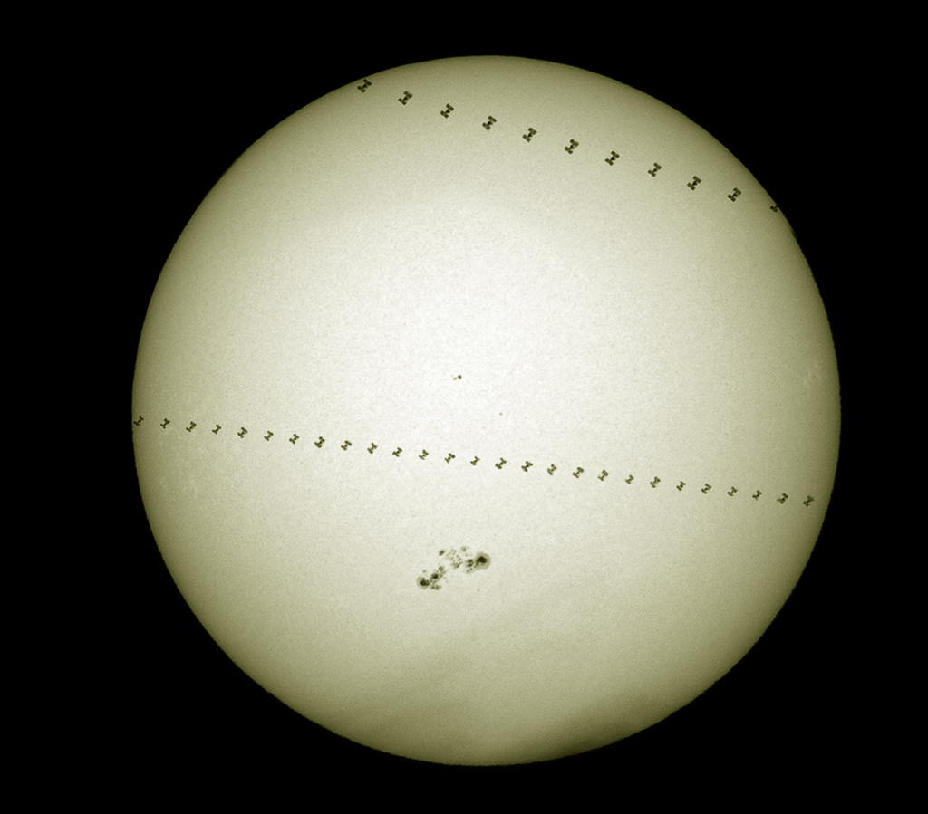 transits_luethen1024.jpg