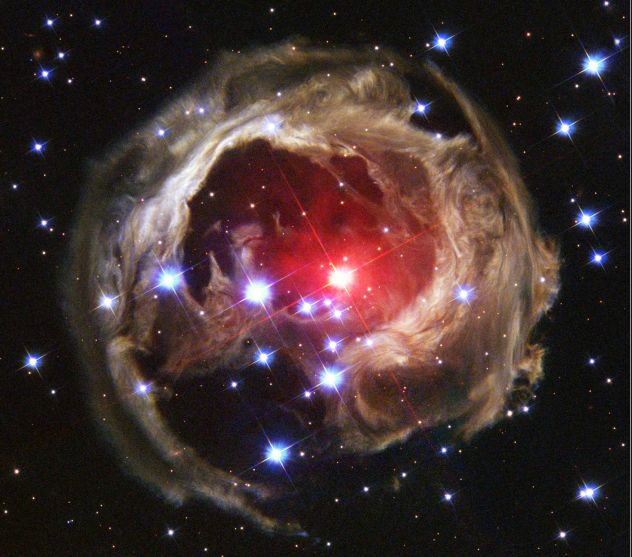 v838feb04_hst_c1.jpg