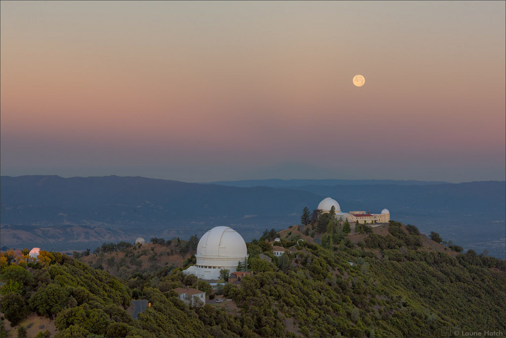 LH7407_LickObservatorySolsticeDawnMoonset_1024x683.jpg