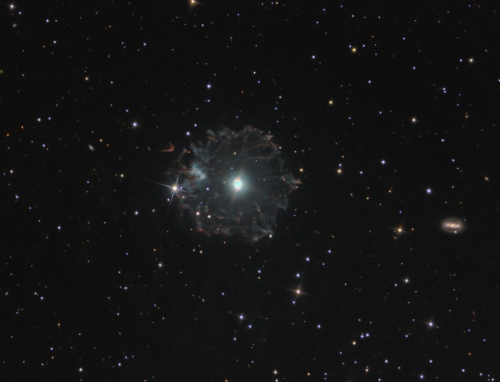 NGC6543widedeep_schedler720.jpg