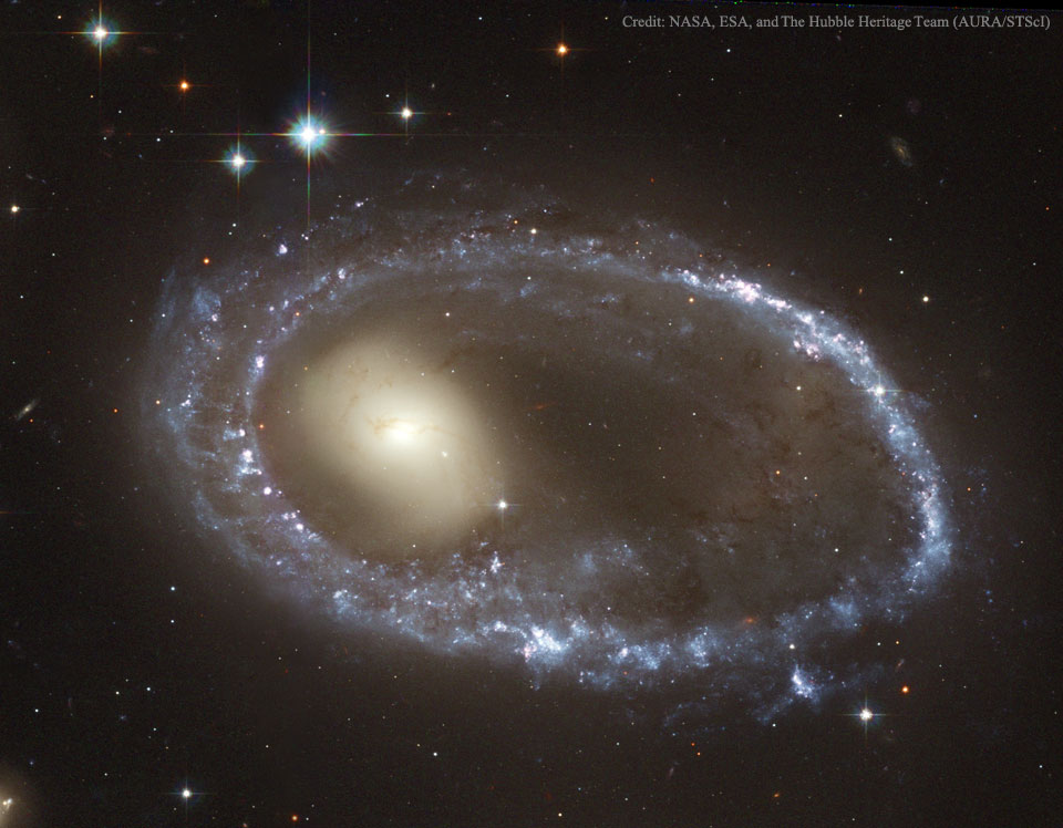 Ring0644_hubble_960.jpg
