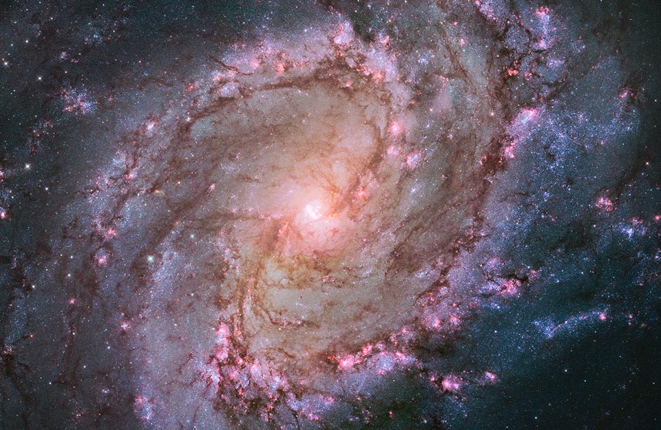 m83_hubble_960.jpg