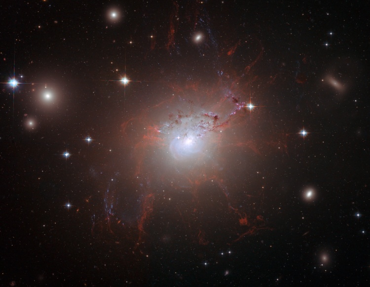 ngc1275_web59.jpg