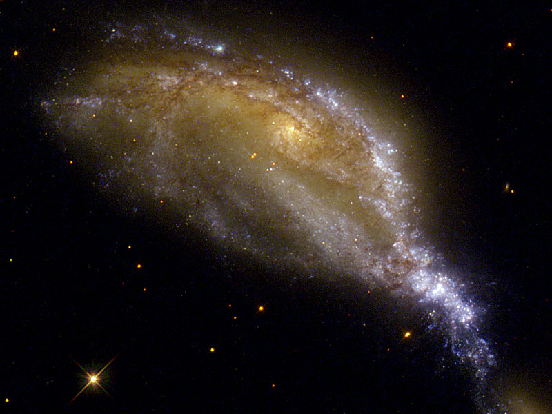 ngc6745_hst.jpg