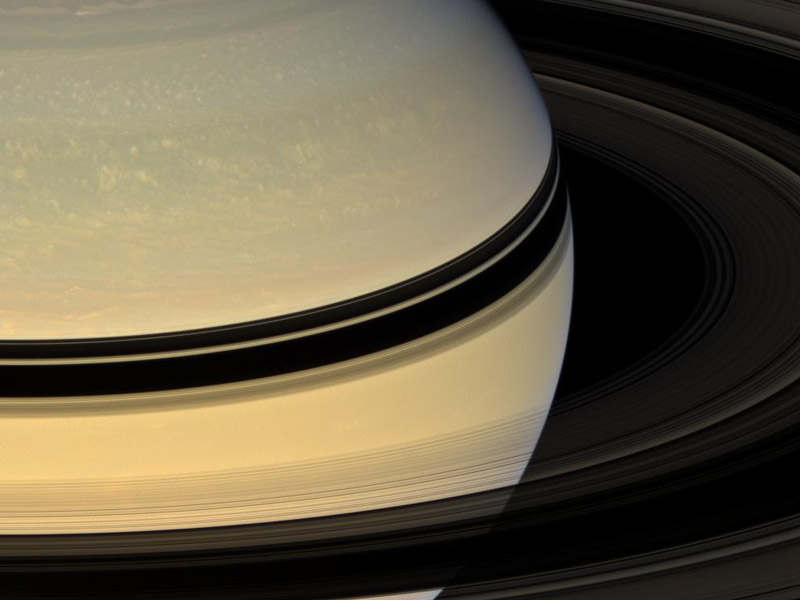 saturn6_cassini.jpg