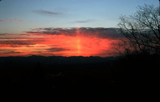 sunpillar_noaa.jpg